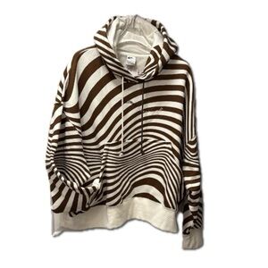 Nike Women's Brown and White Patterned Hoodie